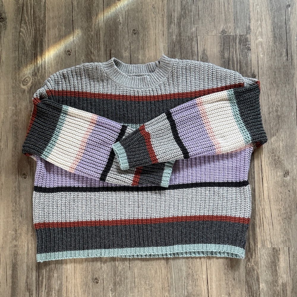 American Eagle Outfitters Gray Knit Sweater